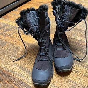 The North Face women's Nuptse boots